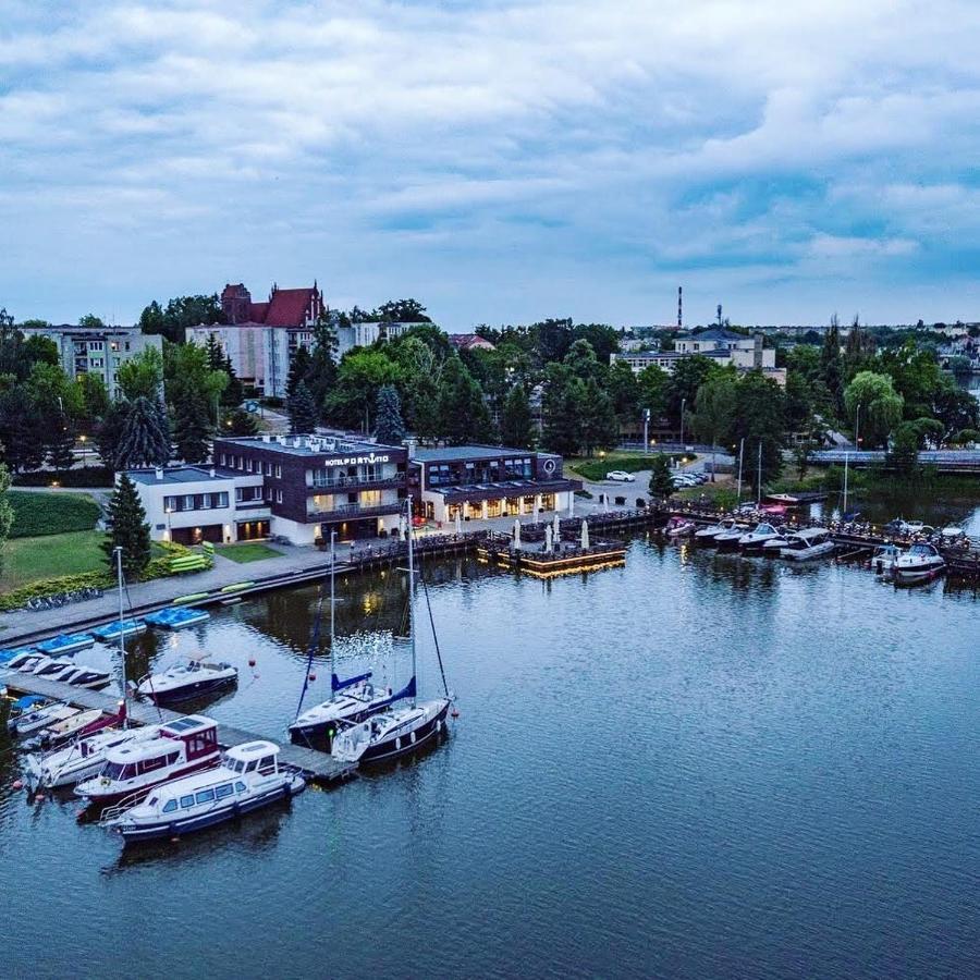 Hotel Port 110 Iława Buitenkant foto
